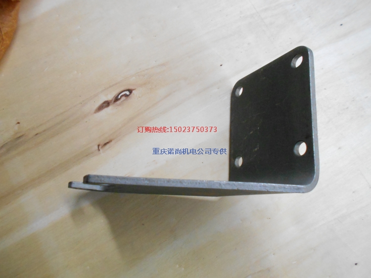 M300出口船机康明斯NT855-M支架3655249