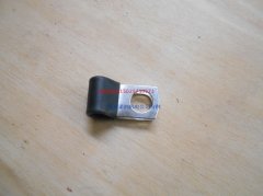 川汽CQ3300T自卸车康明斯NTC-330E20管夹3866619