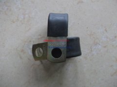 川汽CQ4300牵引车康明斯NTC-330夹子3328570