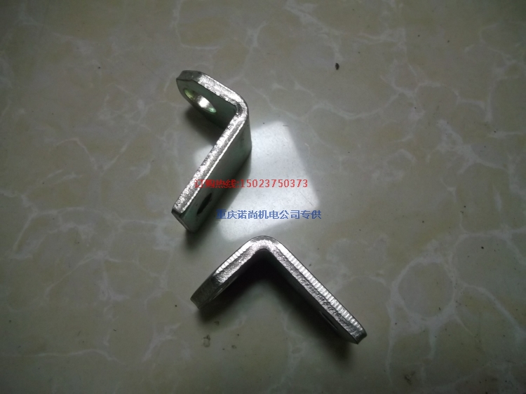 三一重工汽车起重机康明斯M11-C310E20机油尺支架4913925