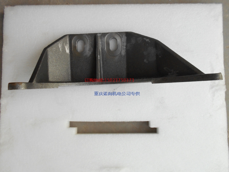 深圳寿力750HH空压机康明斯MI1-C300S20支架4061037