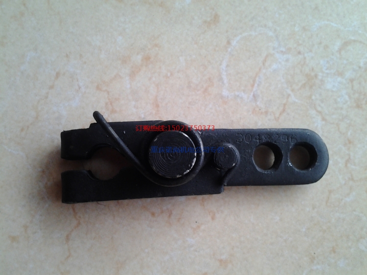 JT6120大客车康明斯M11-C290节流轴拉杆3048296