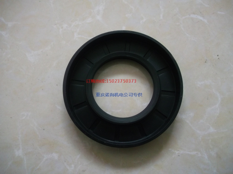 康明斯NT855-M270船用主机海水泵油封4914517