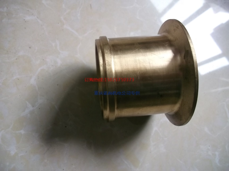 康明斯KTA19-M3船用发动机海水泵接头3200883