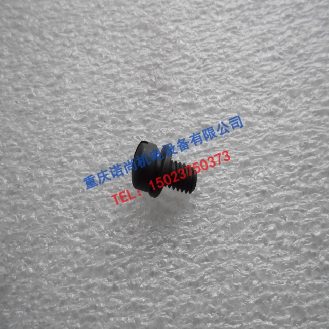 康明斯NTA855缸盖小螺栓70772园头带槽及带垫螺栓