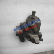 七台河康明斯NTA855前出水管3015115节温器壳