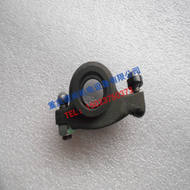 吉林康明斯4BT进气门摇臂4995604