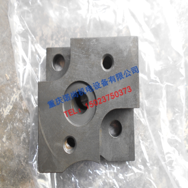 钦州康明斯M11机油控制阀接头2892944