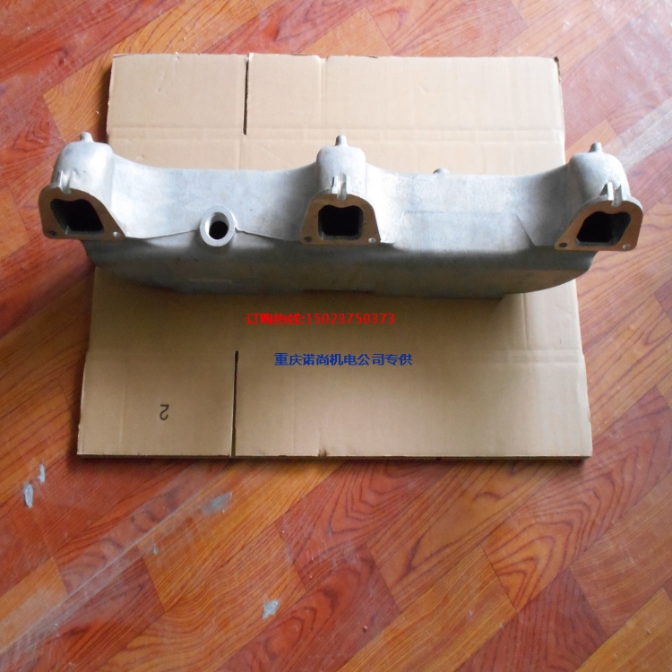 康明斯常用配件进气管141761