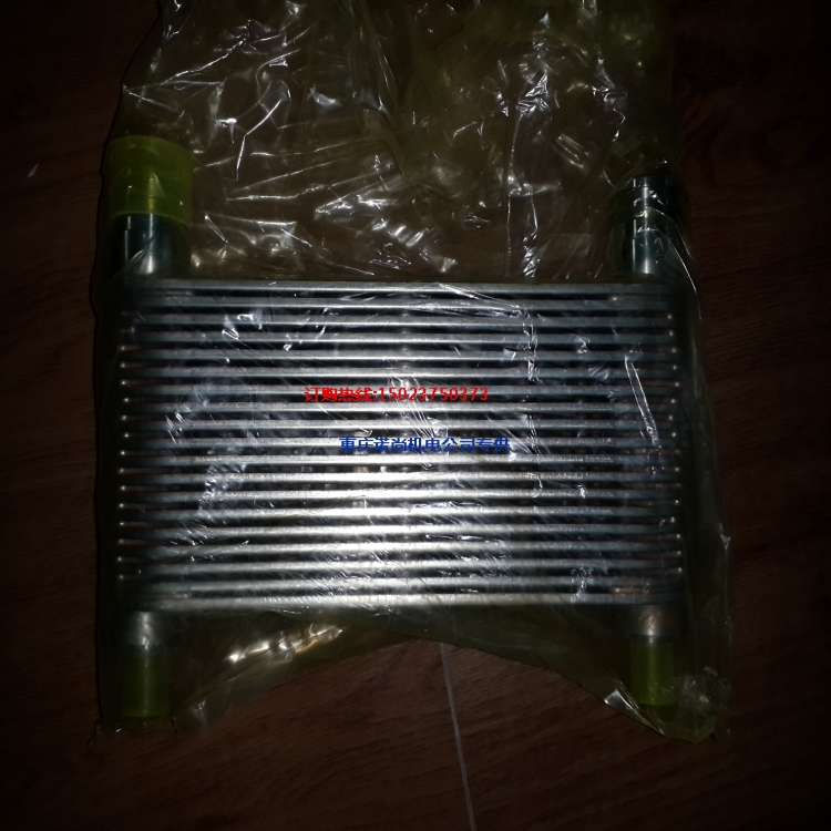 康明斯配件L10机油冷却器3635074