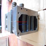 重庆康明斯配件F缸盖3811985