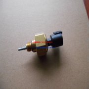 康明斯配件M11进口温度传感器4921477